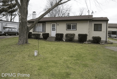Main picture of 210 Hoehn Ct