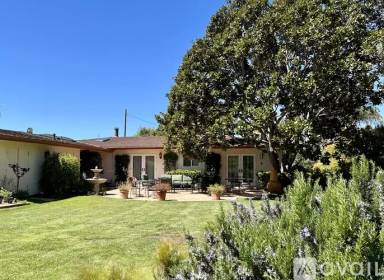 Main picture of 500 Puente Dr
