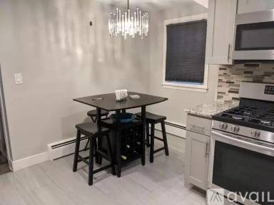 Main picture of 17 Orchard Pl