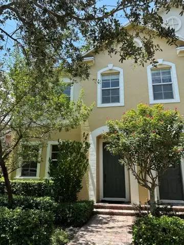 Main picture of 717 Dakota Dr