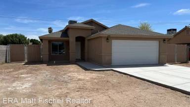 Main picture of 2603 S 18th Dr