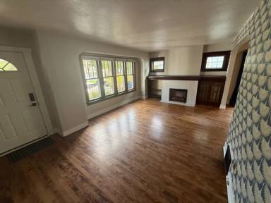 Main picture of 1245 N 46th St