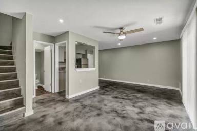 Main picture of 2808 Skyway Cir