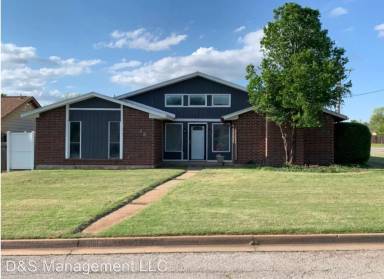 Main picture of 501 NW 140th St