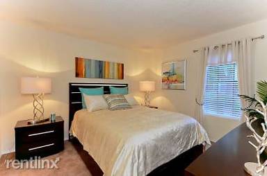 Main picture of 1005 N Montclair Ave