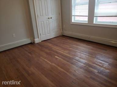 Main picture of 80 Grant St