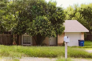 Main picture of 7107 Colony Park Dr