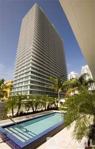 Main picture of Axis on Brickell