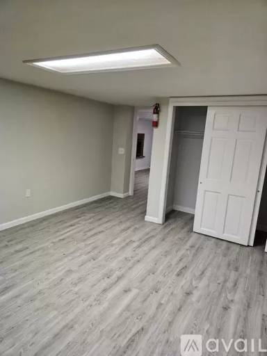 Main picture of 7132 7 Mile Rd