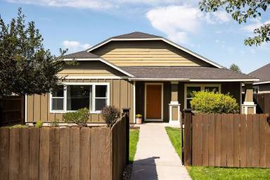 Main picture of 3375 SW Obsidian Ave