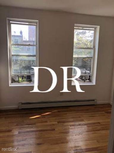 Main picture of 2110 Fulton St