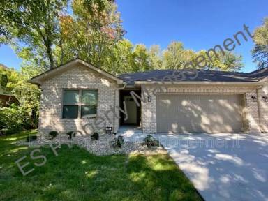 Main picture of 1147 Paris Dr