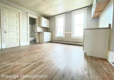 Main picture of 3802 Euclid Ave