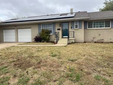 Main picture of 9537 Village Dr