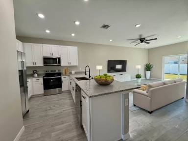Main picture of 803 Squirrel Ct