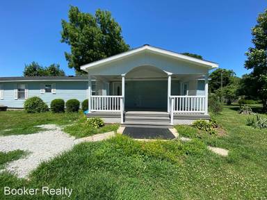 Main picture of 302 Riverwood Dr