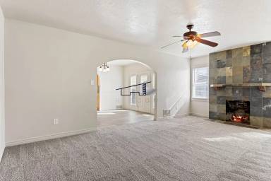 Main picture of 352 Harrison Blvd