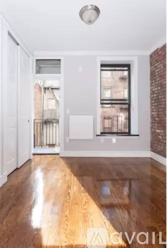 Main picture of 134 Allen St