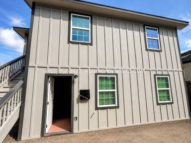 Main picture of 4009 Lamar St