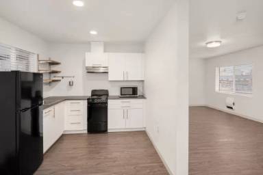 Main picture of 8801 Aurora Ave N