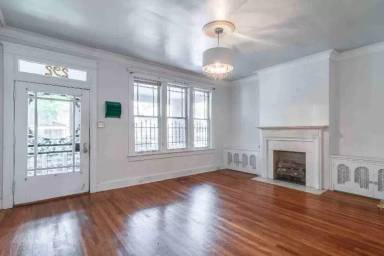 Main picture of 292 N McNeil St