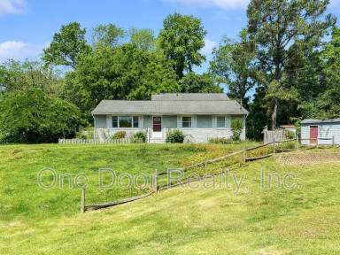 Main picture of 117 Winston Dr