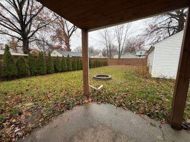 Main picture of 390 Victor Ave