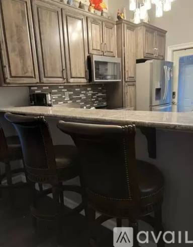 Main picture of 204 Cabana Way