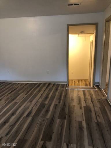 Main picture of 16688 New Baltimore Rd
