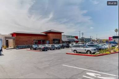 Main picture of 2411 Prospect Ave