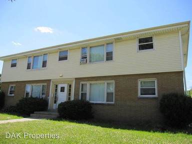 Main picture of 8945 W Monrovia Ave