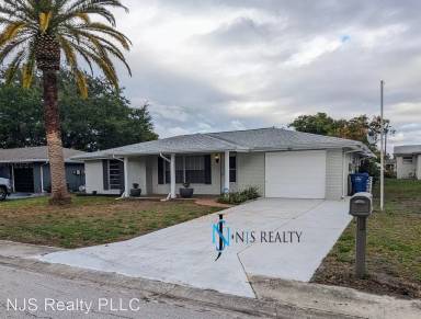 Main picture of 7862 Raintree Dr