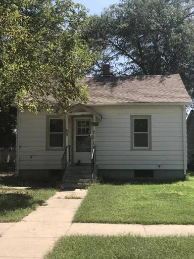 Main picture of 409 E 1st St