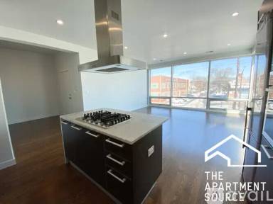 Main picture of 2503 W Fullerton Ave
