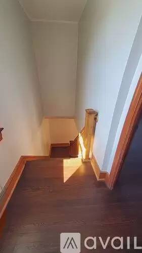 Main picture of 285 Born St