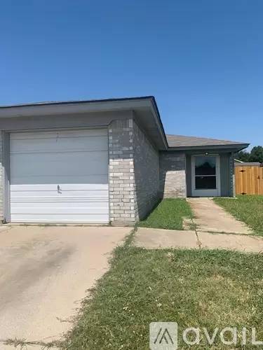 Main picture of 3612 Hulen Park Cir