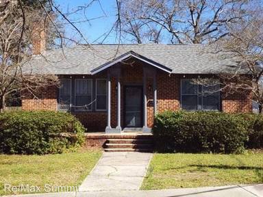 Main picture of 315 N Salem Ave