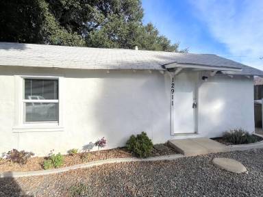 Main picture of 12909 Douglas St