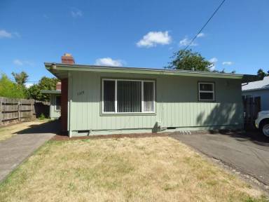 Main picture of 1377 Franklin St NW