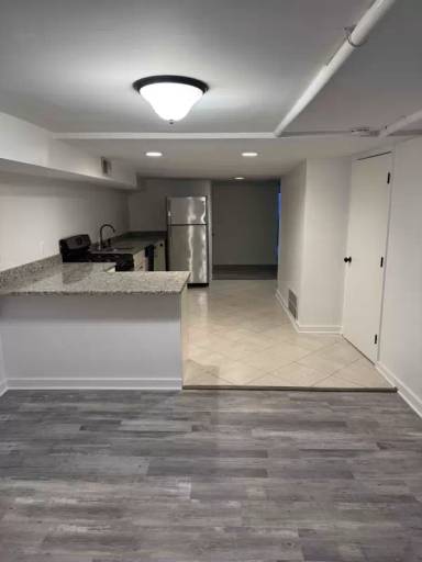 Main picture of 720 6th St NE