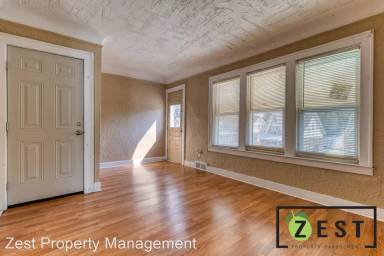 Main picture of 15703 Pinehurst St