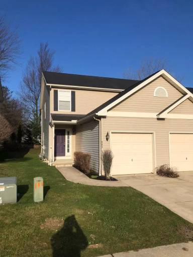 Main picture of 585 Birch Hill Dr