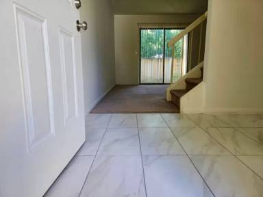 Main picture of 445 Hickory Hill Dr