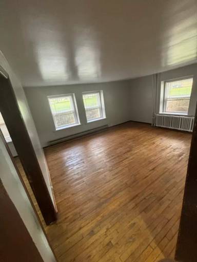 Main picture of 729 W Cedar St