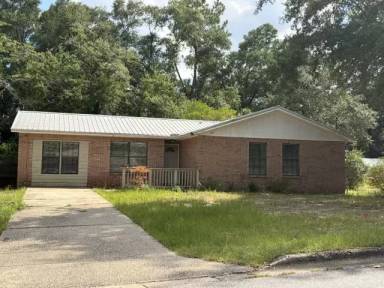 Main picture of 501 E Robinson Ave