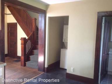 Main picture of 908 North St