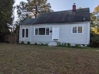 Main picture of 4901 Regent Rd