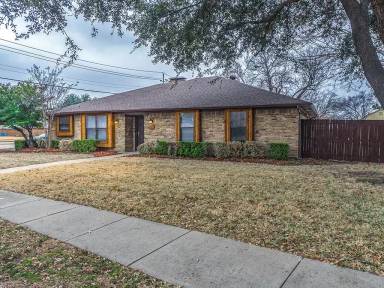 Main picture of 3852 Westminster Dr