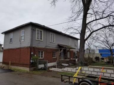 Main picture of 1733 Saint Marys Ave