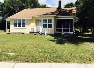 Main picture of 4214 Central St